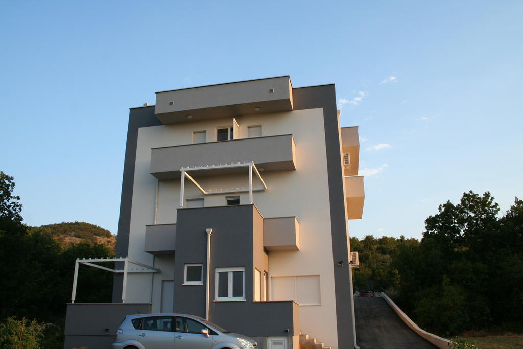 Apartments Paninich Меджугорье Экстерьер фото